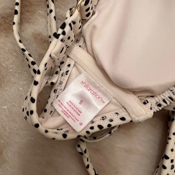 Swimsuit - Picture 8 of 8